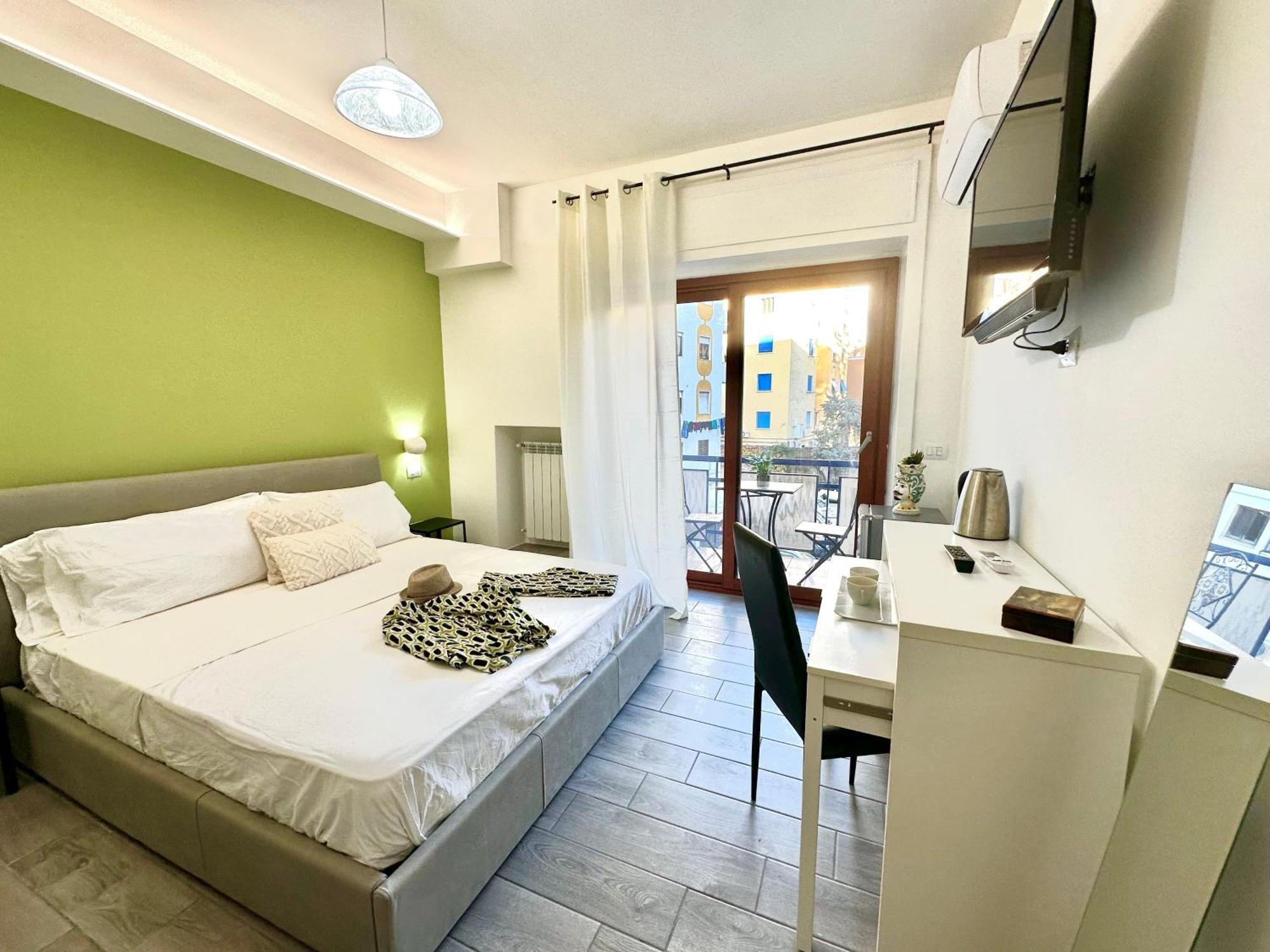 Center Suite Sorrento Baby 2 Luaran gambar